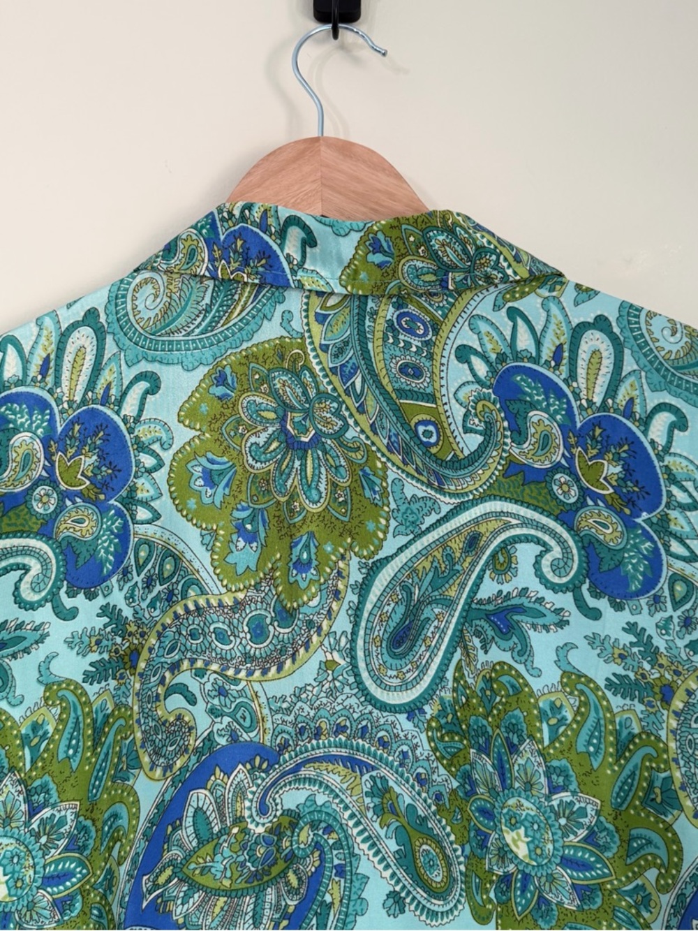 Chelsea & Theodore Green Paisley Tie-Front Blouse - Picture 12 of 14